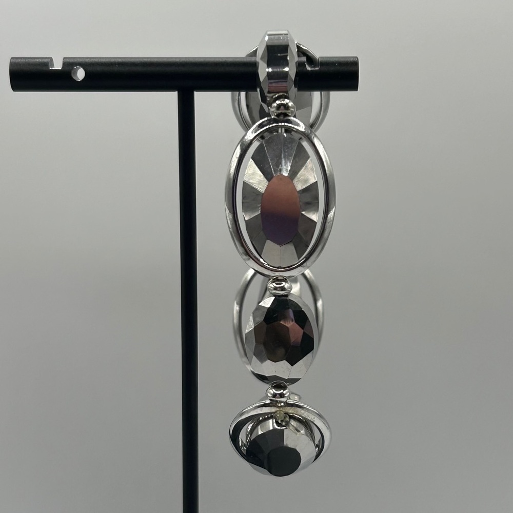 Sparkling Silver Glass Spinner Beaded Bracelet